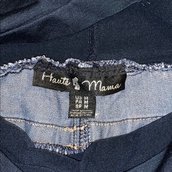 Maternity short - Picture 2 of 2